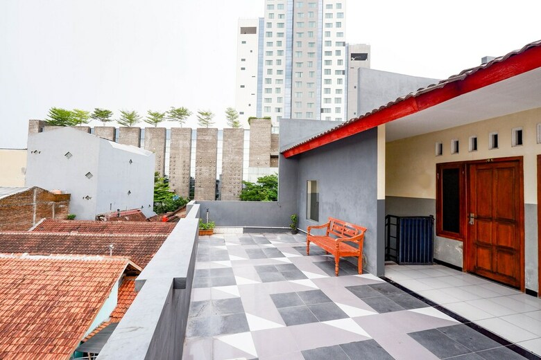 Hostal Spot On 2209 Solo Point Syariah