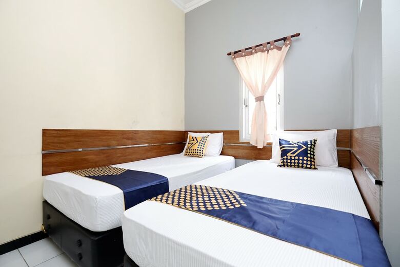 Hostal Spot On 2209 Solo Point Syariah