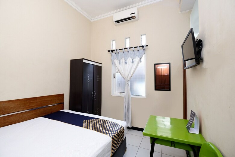 Hostal Spot On 2209 Solo Point Syariah