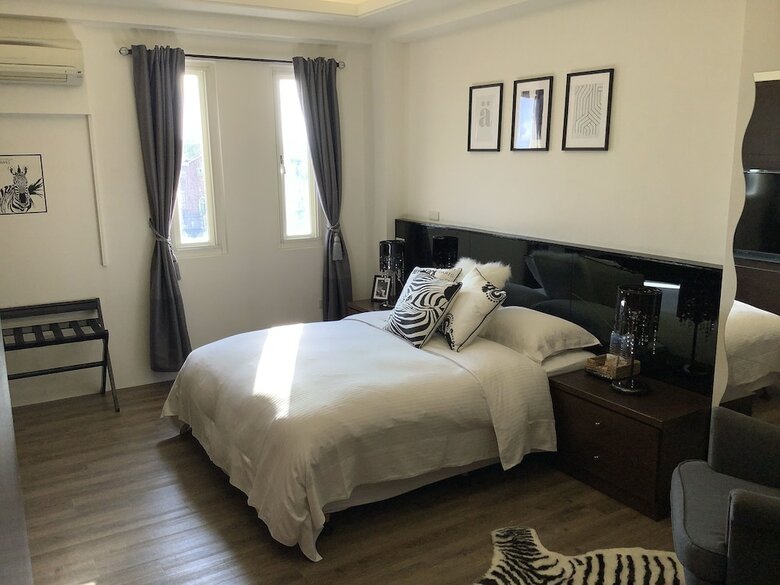 Leisure Pavilion House B&B