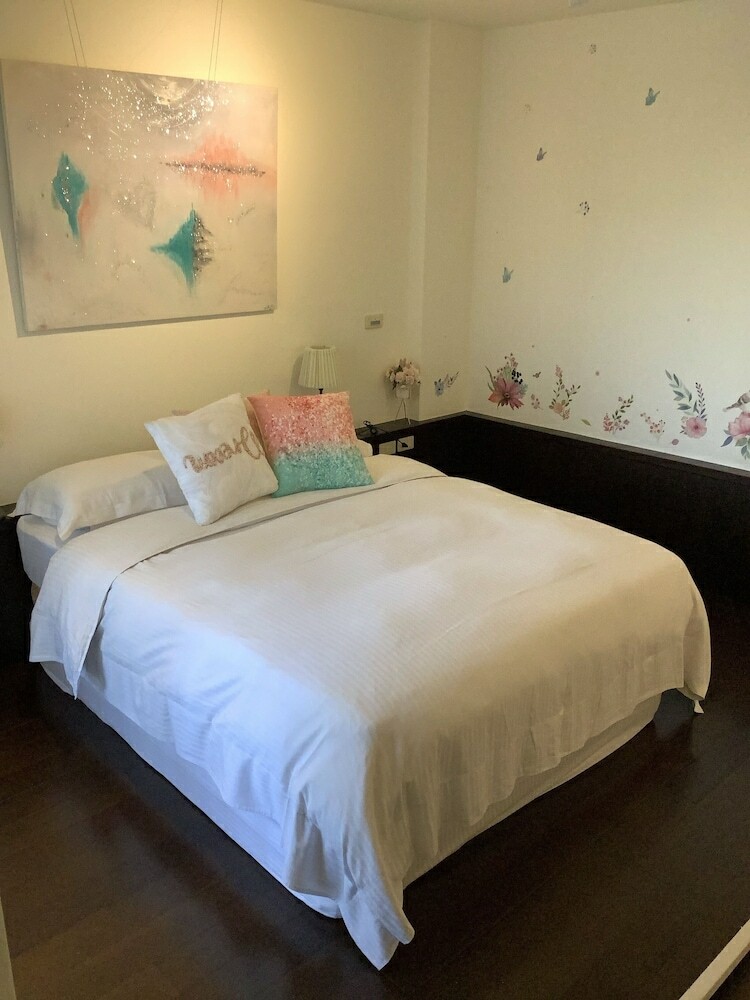 Leisure Pavilion House B&B