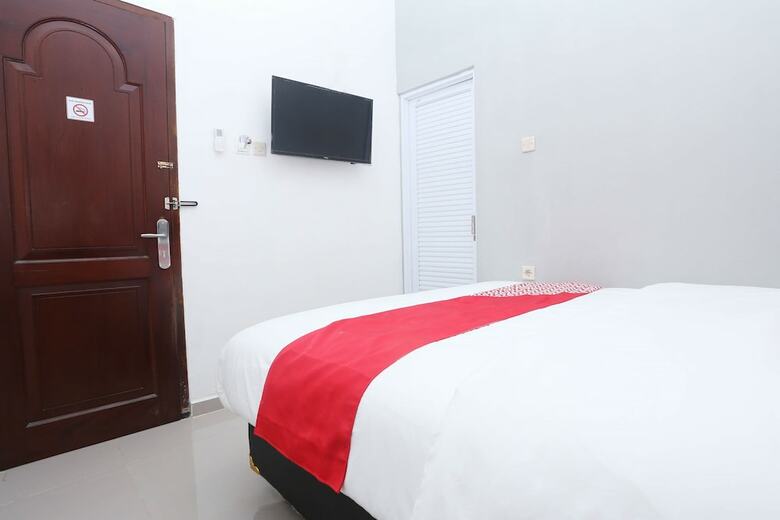 Hostal Oyo 2409 Safara Guesthouse Syariah