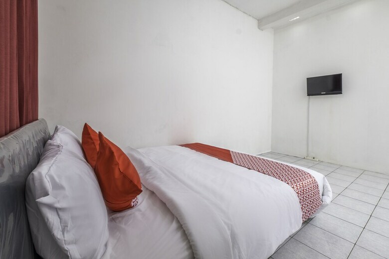 Hotel Oyo 2381 Nabila Residence Syariah