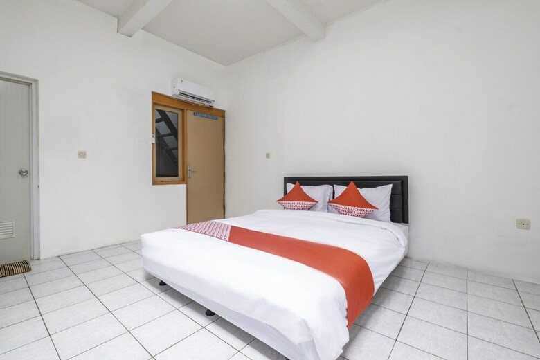 Hotel Oyo 2381 Nabila Residence Syariah