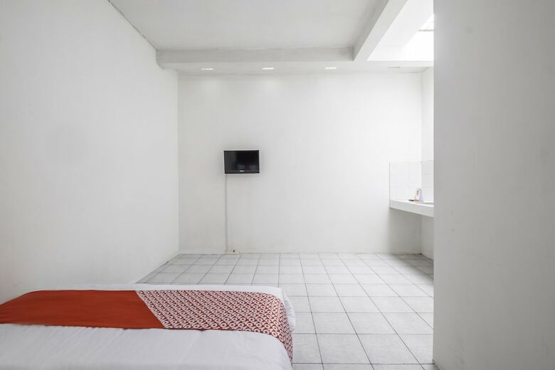 Hotel Oyo 2381 Nabila Residence Syariah