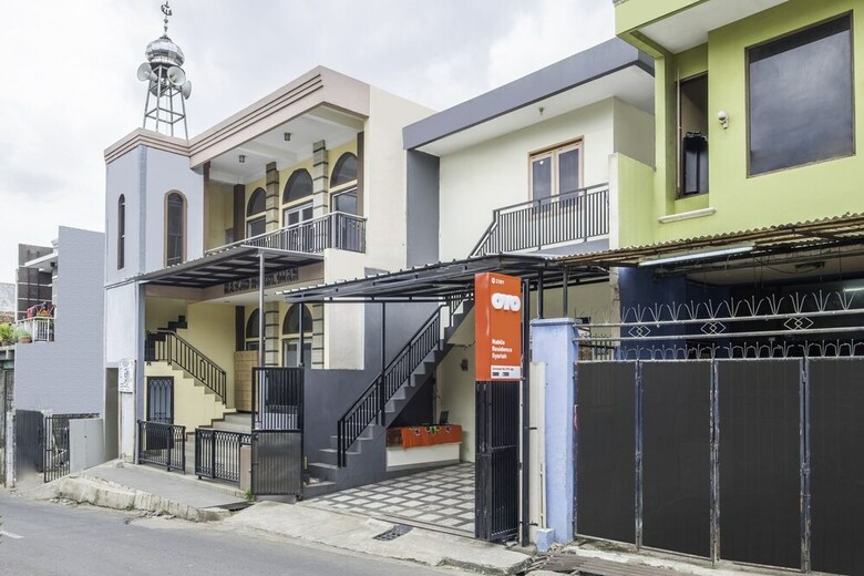Hotel Oyo 2381 Nabila Residence Syariah