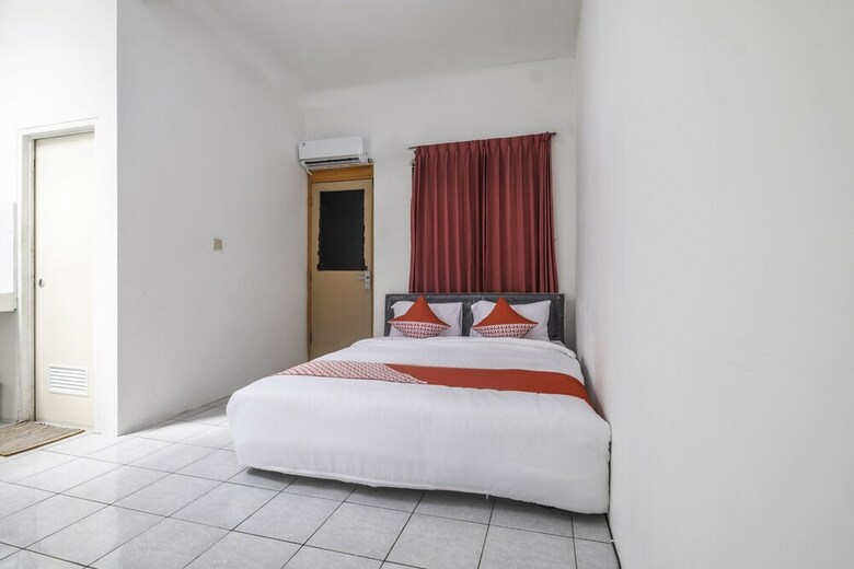 Hotel Oyo 2381 Nabila Residence Syariah