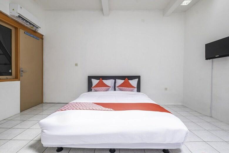 Hotel Oyo 2381 Nabila Residence Syariah