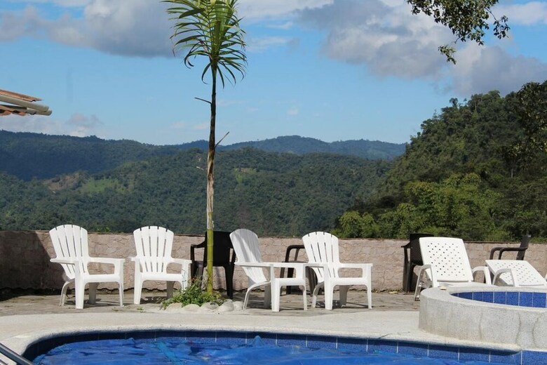 Posada Mindo Paradise Hosteria