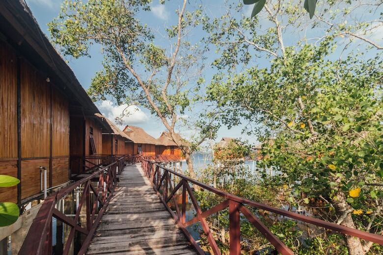 Hotel Oyo 2221 Masoya Cottage Amboina