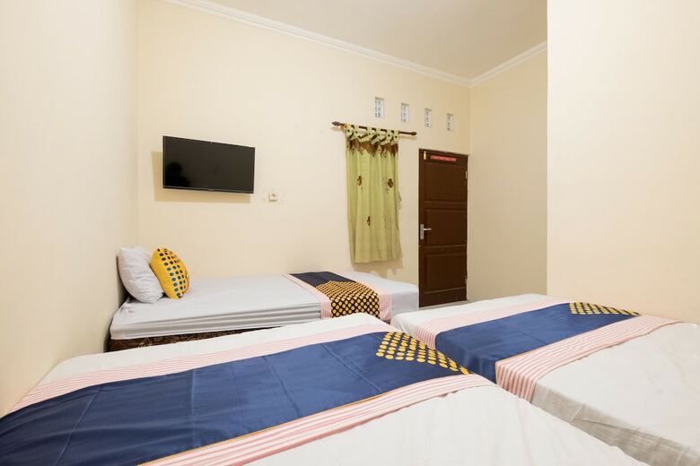 Hostal Spot On 2419 Rumah Nugraha Hotel Syariah