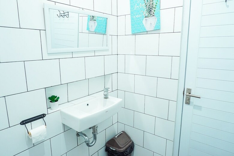 Hostal Oyo 2279 Rumah Teteh