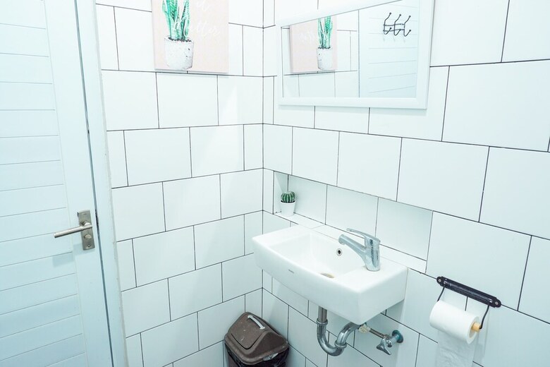 Hostal Oyo 2279 Rumah Teteh