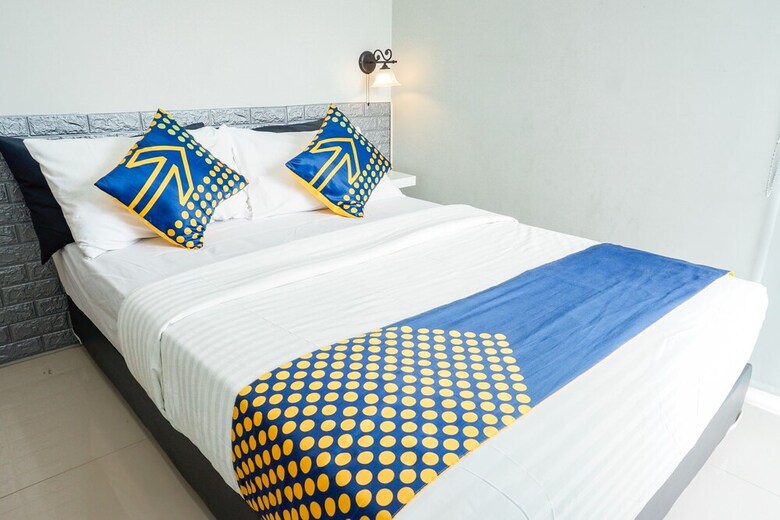 Hostal Oyo 2279 Rumah Teteh