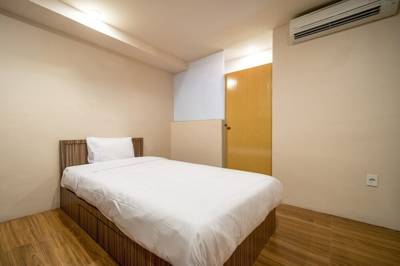 Hostal Oyo 1512 Hotel Harley