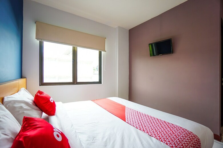 Oyo 2515 D'karombasan Hotel