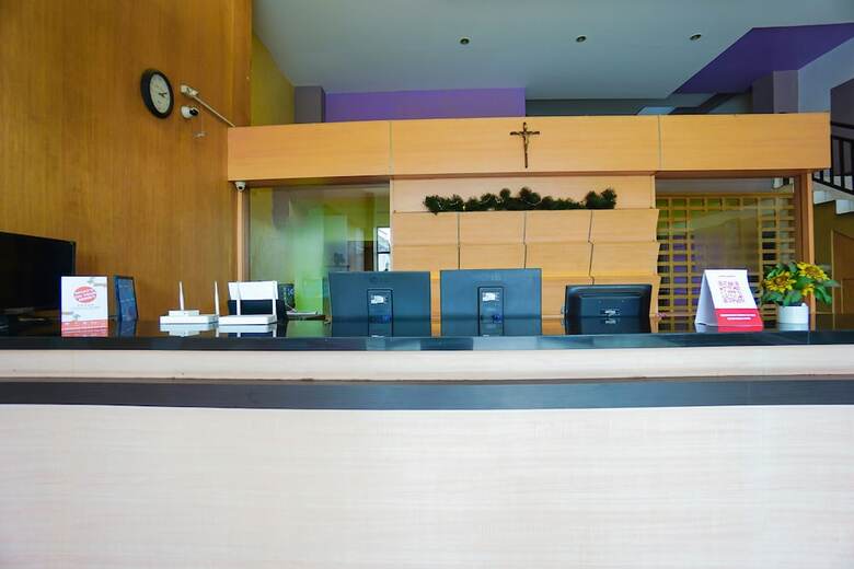Oyo 2515 D'karombasan Hotel