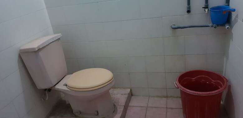 Hostal Oyo 2503 Griya Alifia Family