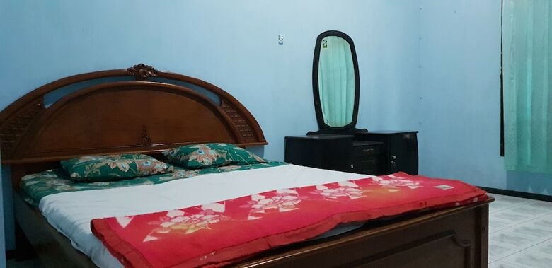 Hostal Oyo 2503 Griya Alifia Family