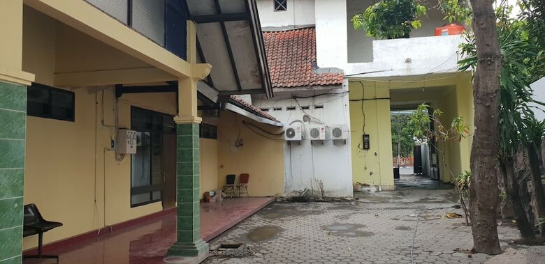 Hostal Oyo 2503 Griya Alifia Family