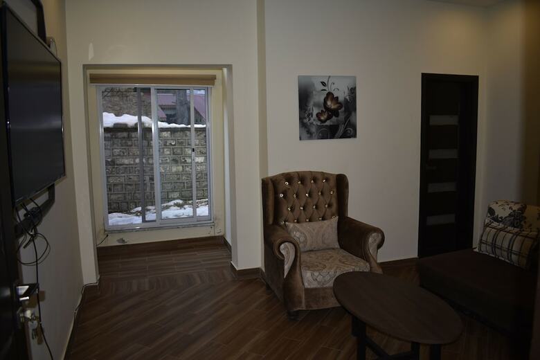 Hotel 62 Hill's Luxury Rooms