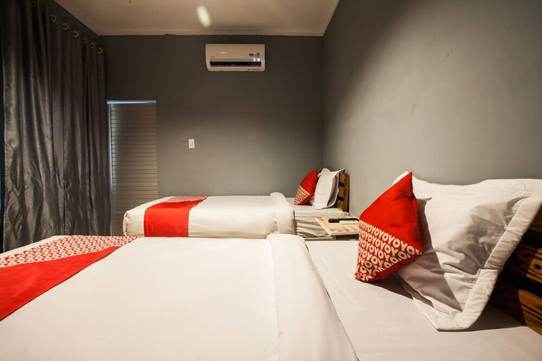 Hostal Oyo 990 Stadion Residence Syariah