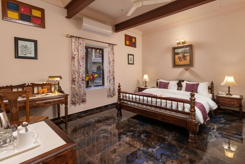 Hotel Welcomheritage Mohangarh Fort