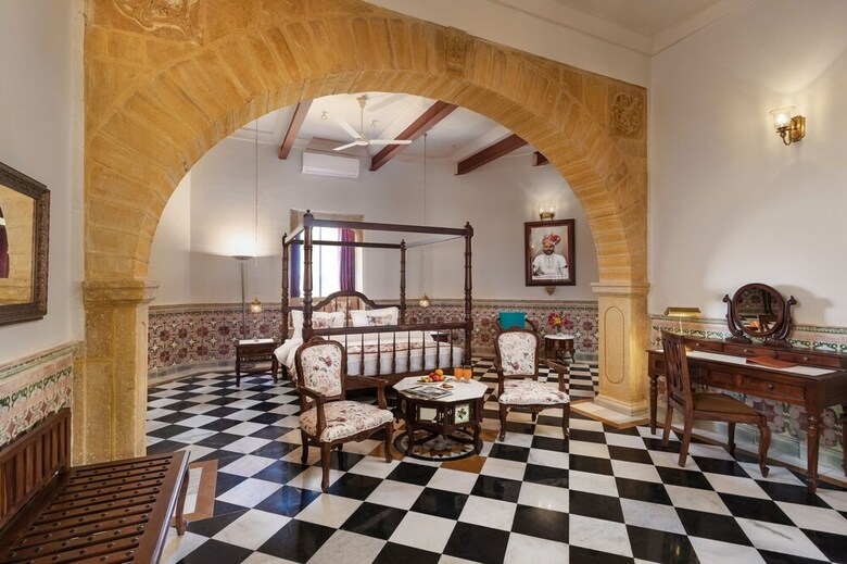 Hotel Welcomheritage Mohangarh Fort
