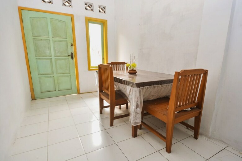 Hostal Oyo 2488 Villa Tirta Melati Syariah
