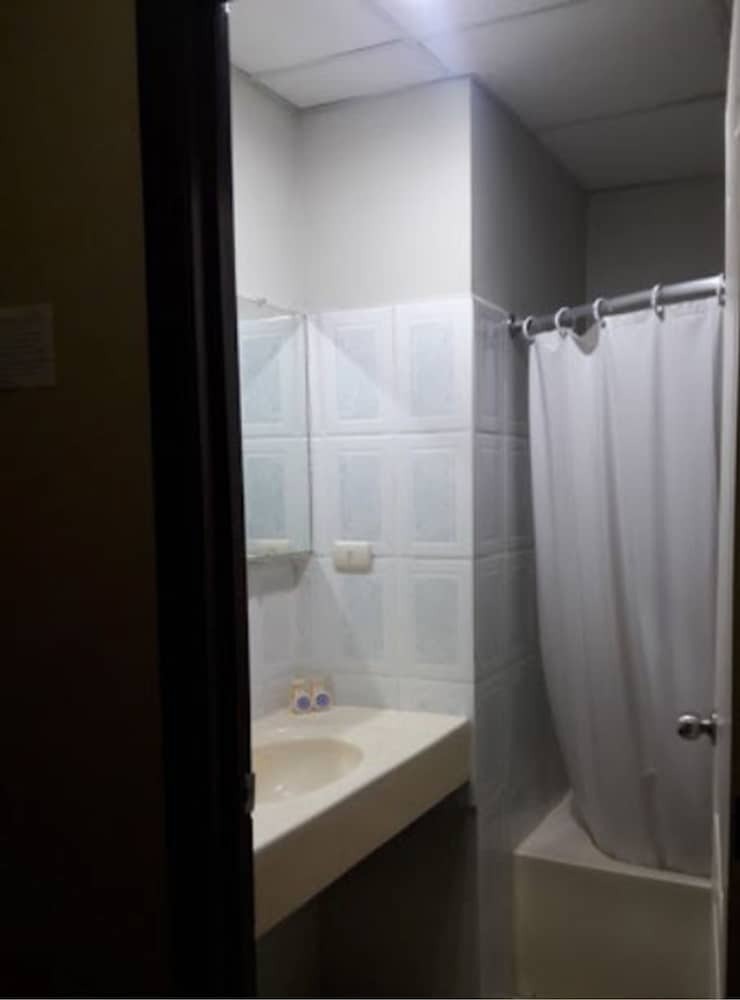 Hotel Sevilla Usulutan