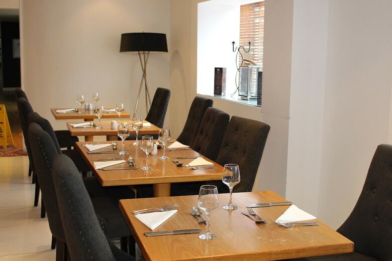 Mercure Warwick Honiley Court Hotel
