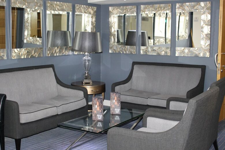 Mercure Warwick Honiley Court Hotel