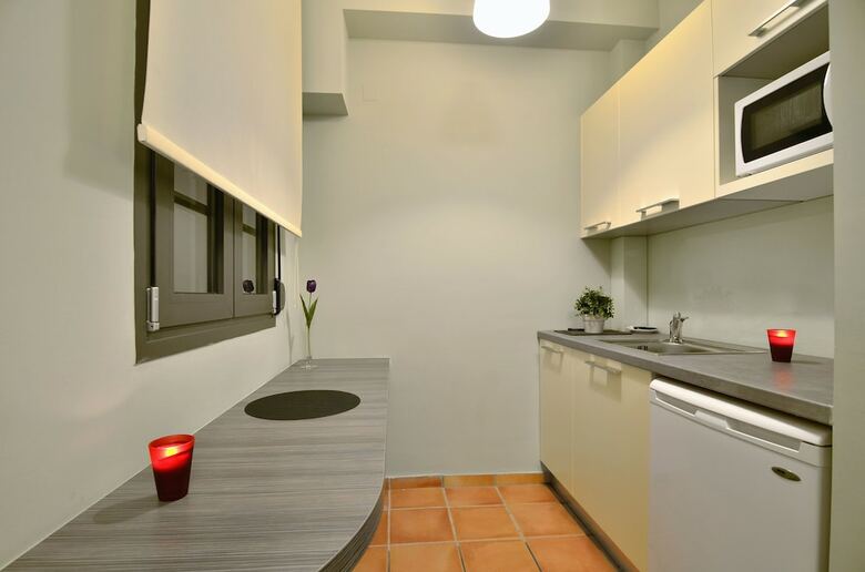 Apartamentos Ellopia Point Hotel