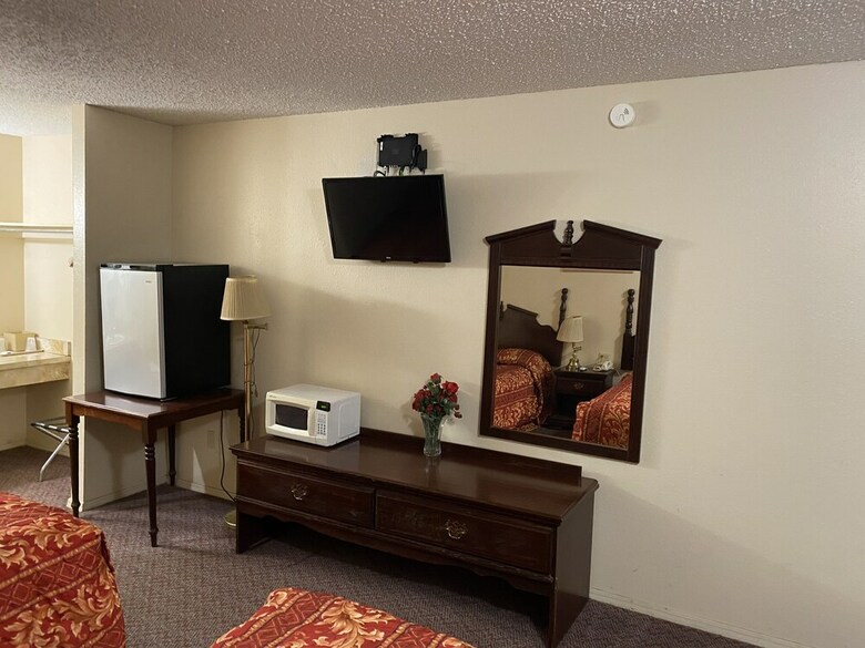 Century Inn Motel