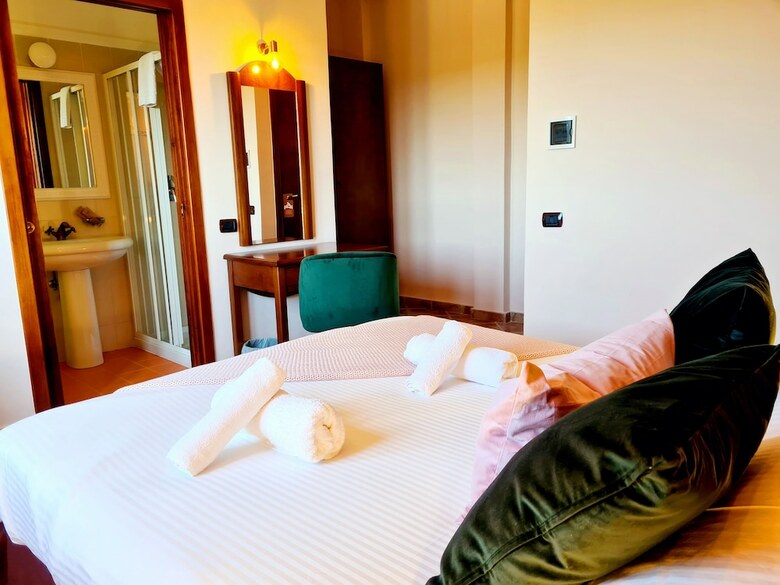 Hotel Tenuta Convivium Cuma