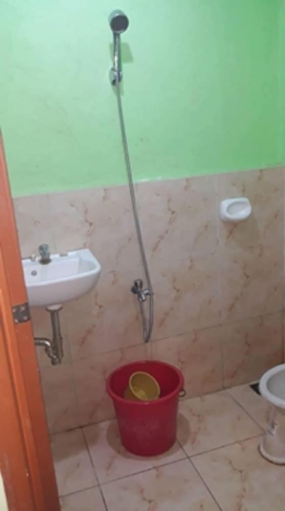 Hotel Eg Rusiana Lodging House