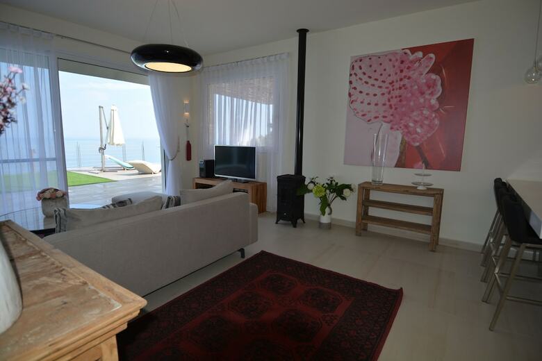 Okeanos Luxury Villas - Resort & Hotel