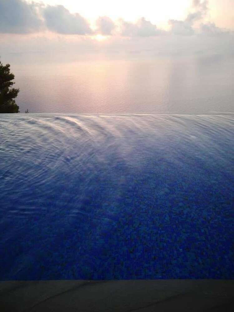 Okeanos Luxury Villas - Resort & Hotel