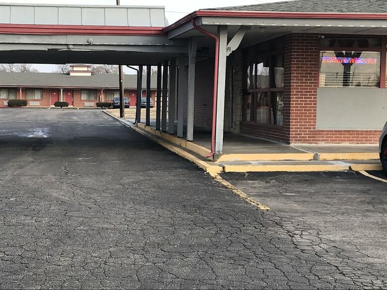 Motel Village Inn