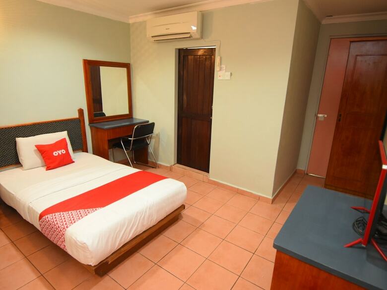 Hotel Oyo 89642 Highway Inn