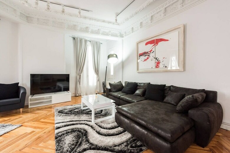 M&f Gran V�a 6 Apartamento