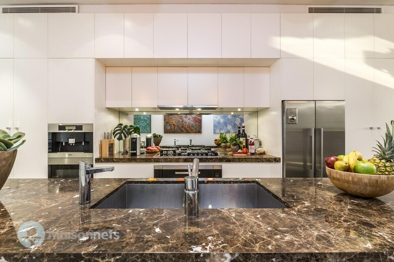 3br Sydney Harbourside Home/rooftop Pool & Parking