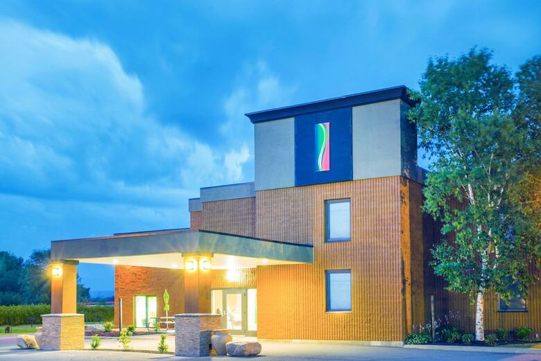 Motel Super 8 By Wyndham Plattsburgh
