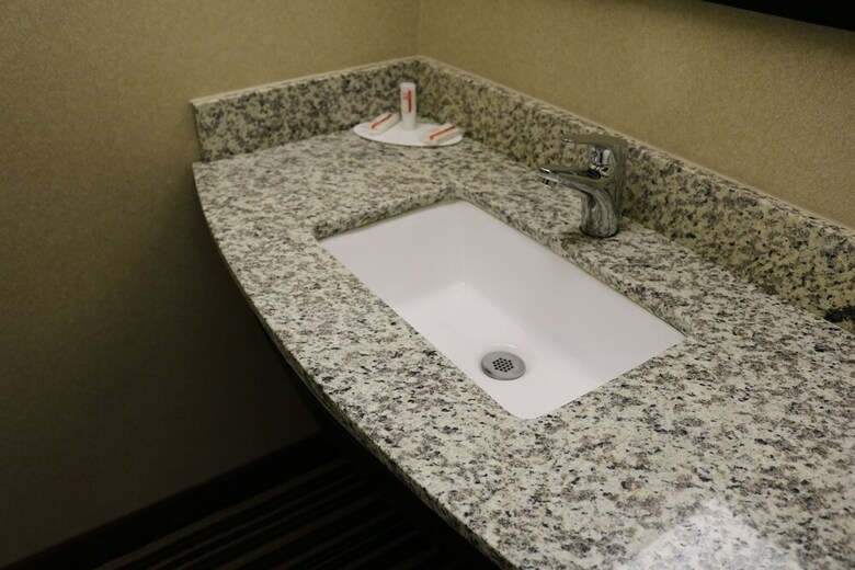 Motel Super 8 By Wyndham Plattsburgh