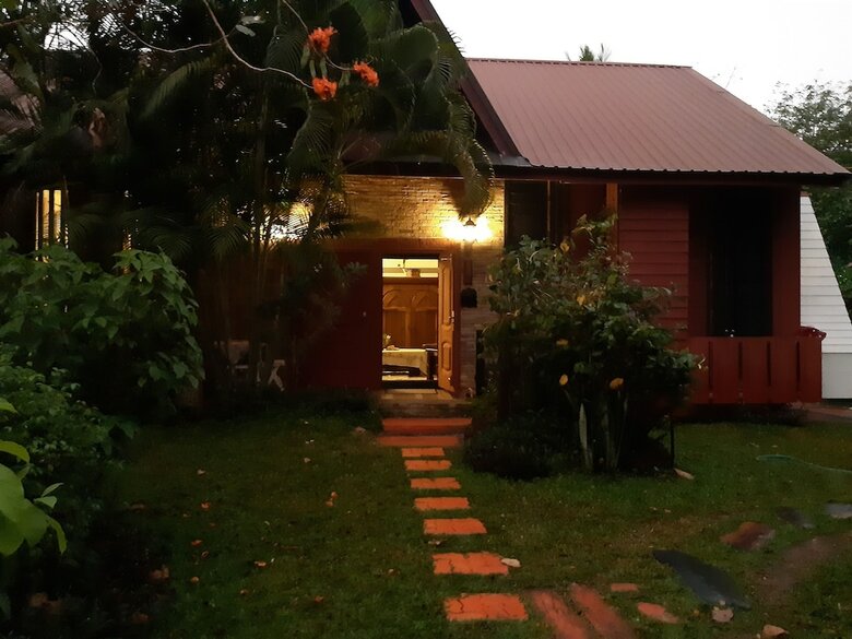 Hotel Village Homestay