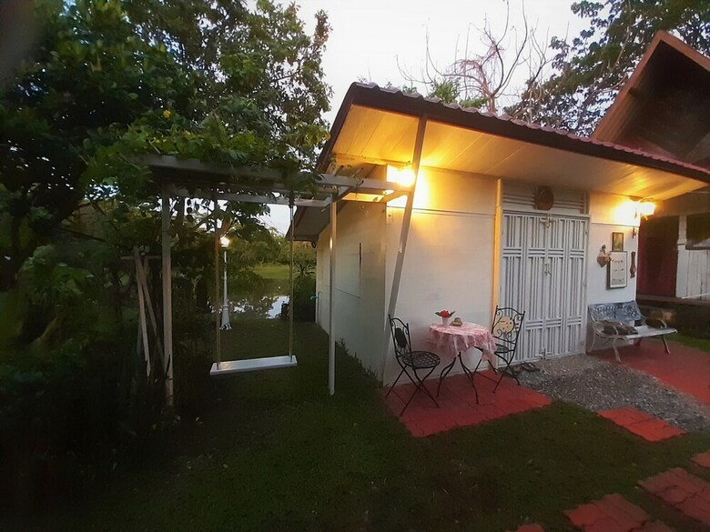 Hotel Village Homestay