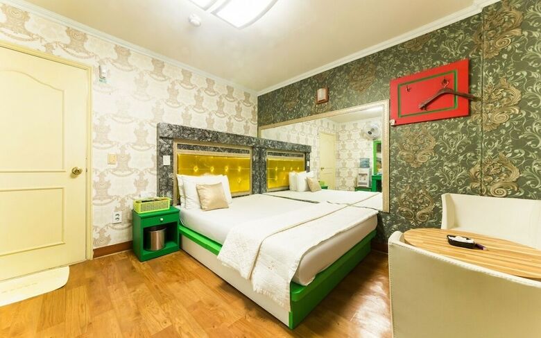 Hotel Feel Motel