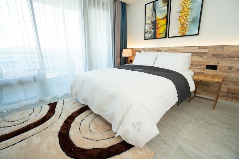 Blanc Hotel