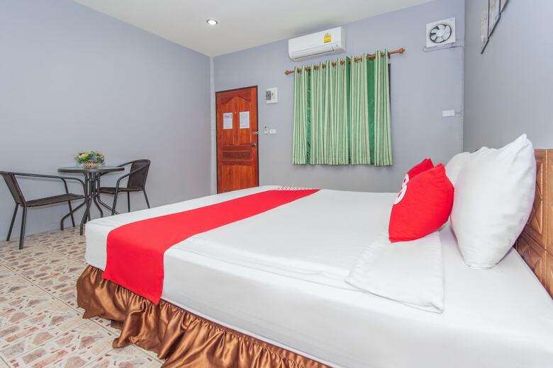 Hotel Oyo 650 At Night Pranburi