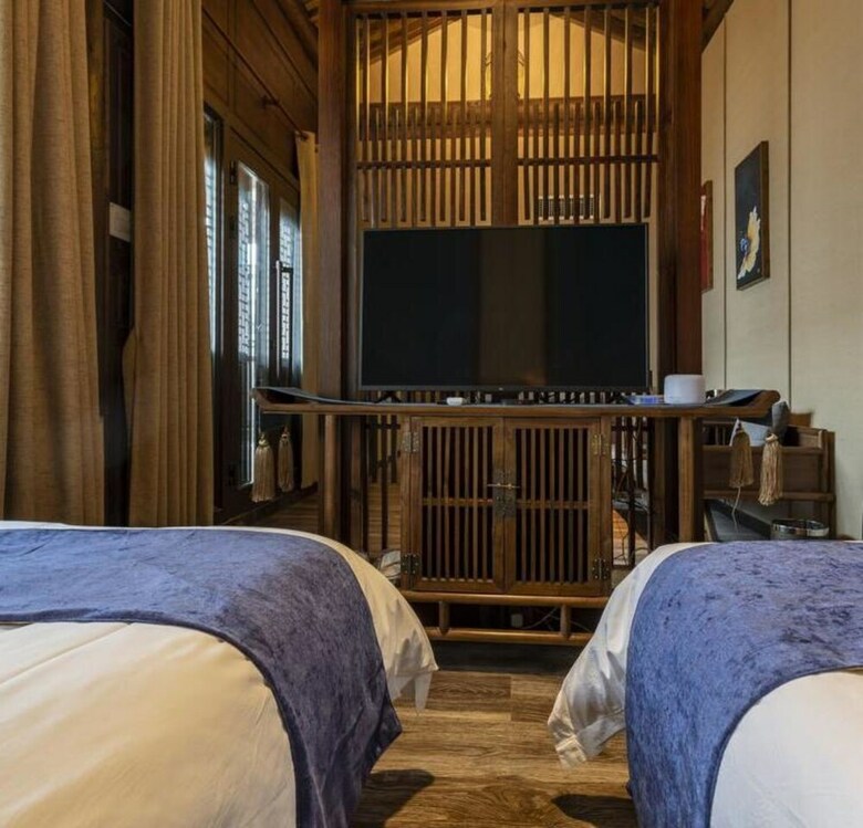 Floral Hotel Yun Jing He Yuan Haidong
